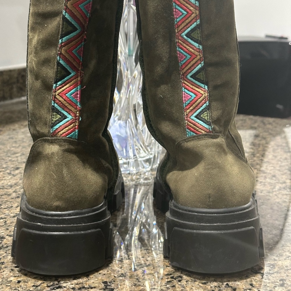 FARM Rio Embroidered Olive Boots - Picture 9 of 14
